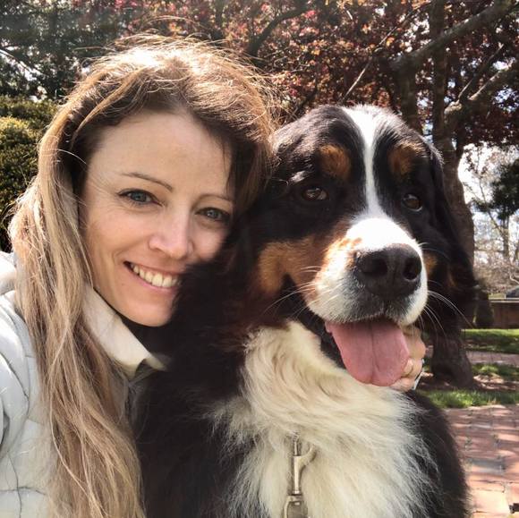 Meet your Posher, Laura - Picture 1 of 1